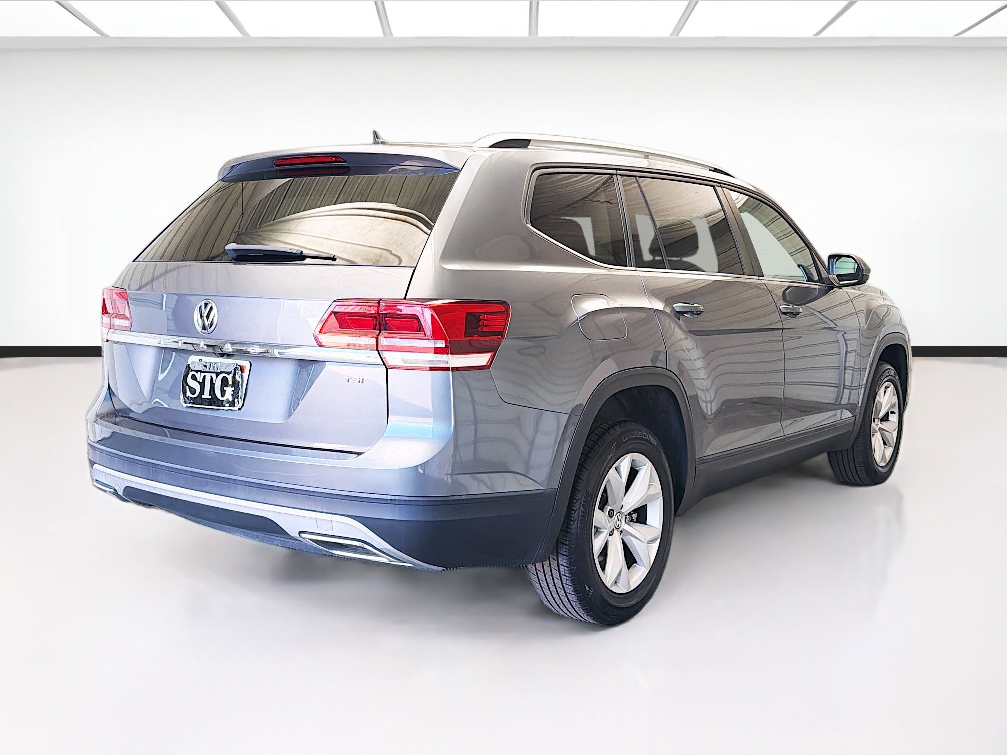 Used 2018 Volkswagen Atlas S image 4