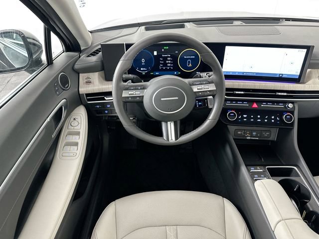 Used 2024 Hyundai Sonata Limited image 3