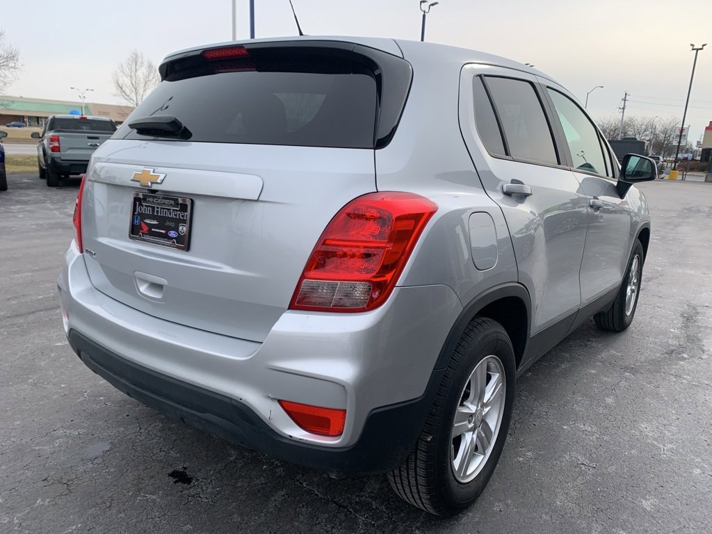 Used 2020 Chevrolet Trax LS w/ Tint and Cruise Package image 3