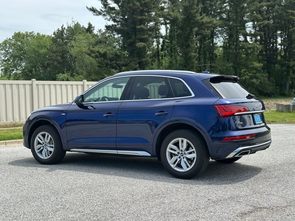 Used 2022 Audi Q5 2.0T Premium w/ Convenience Package AWD/4WD image 5