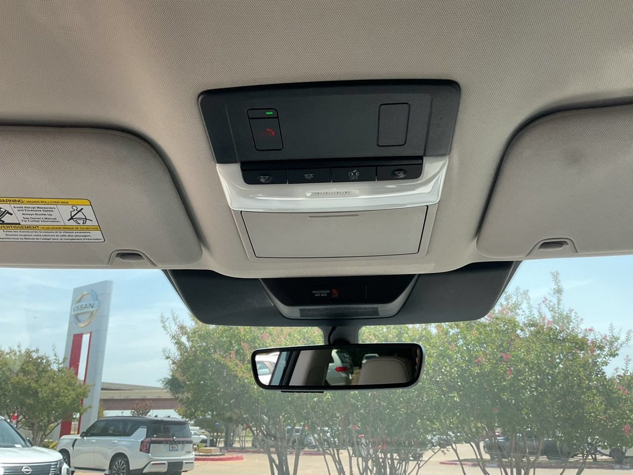 New 2026 Nissan Pathfinder SL AWD/4WD image 17