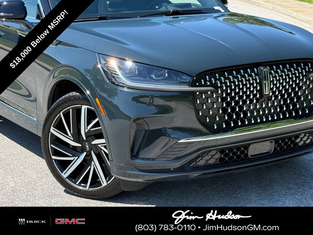 Used 2025 Lincoln Aviator Black Label AWD/4WD image 7