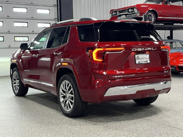 New 2026 GMC Terrain Denali w/ LPO, Floor Liner Package AWD/4WD image 3