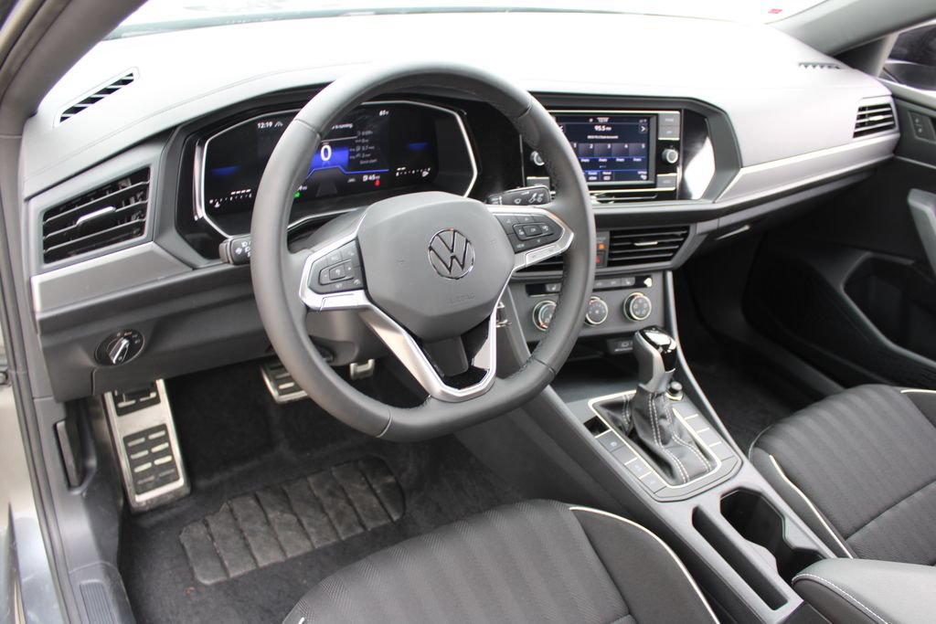 Certified 2024 Volkswagen Jetta Sport FWD image 8