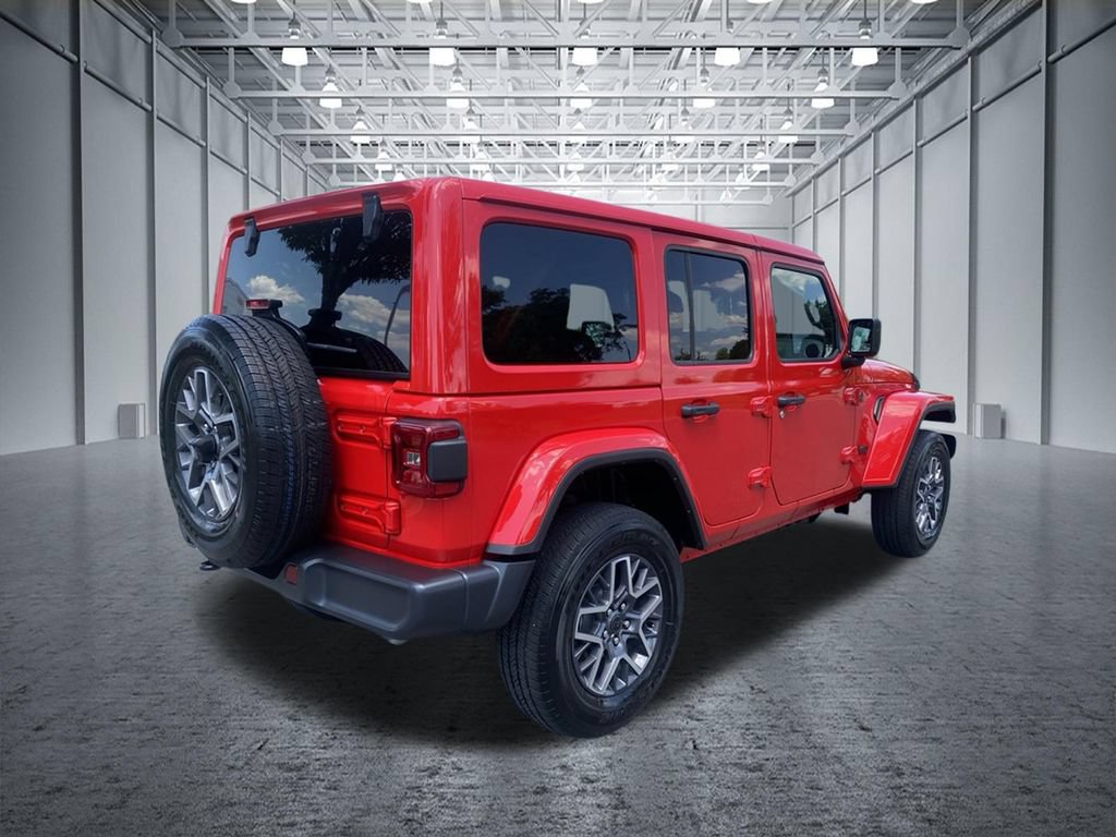 Used 2025 Jeep Wrangler Unlimited Sahara AWD/4WD image 6