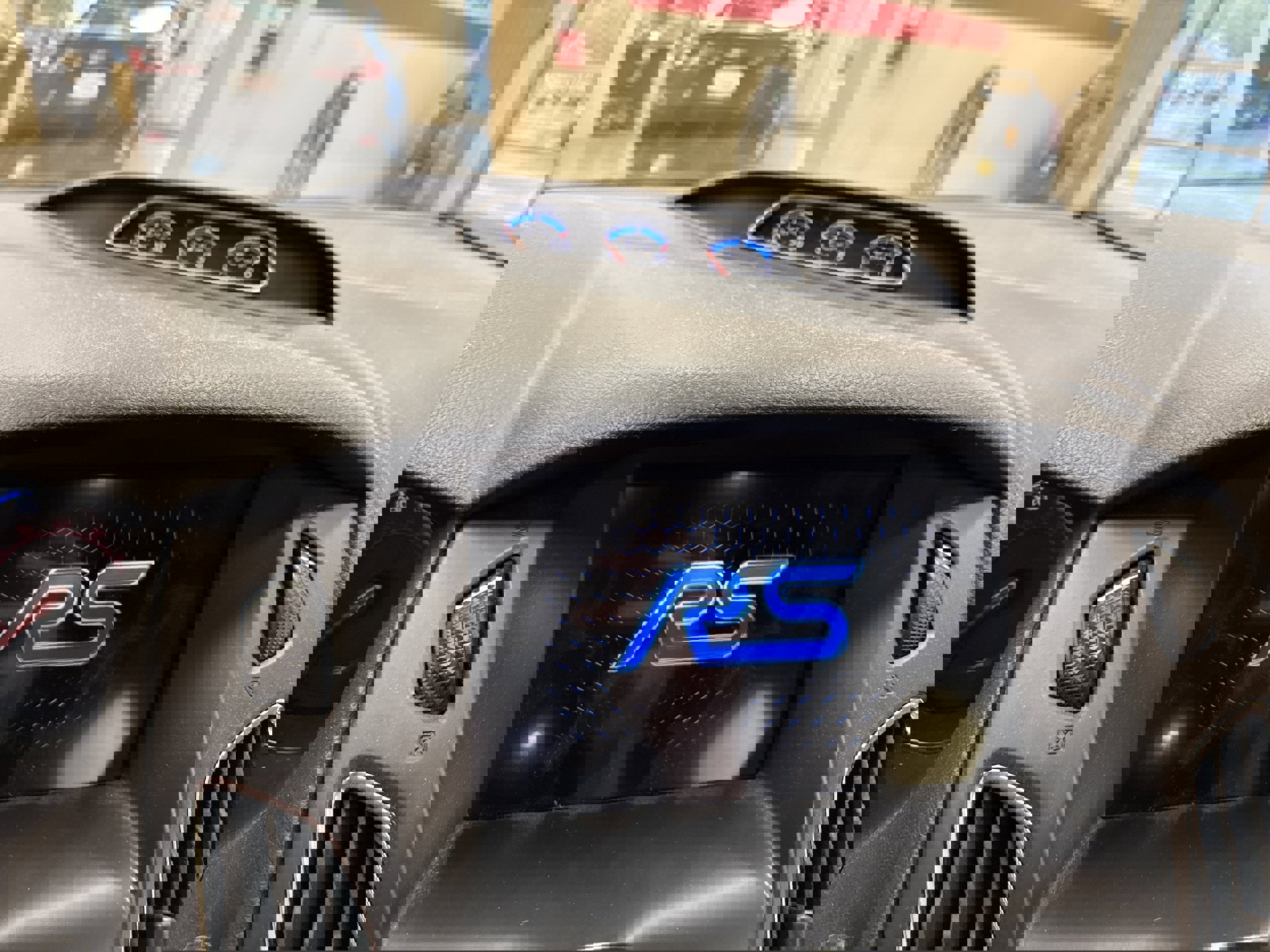 Used 2017 Ford Focus RS image 7