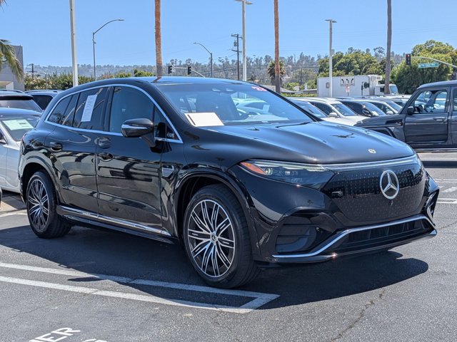 Certified 2023 Mercedes-Benz EQS 580 4MATIC SUV image 3