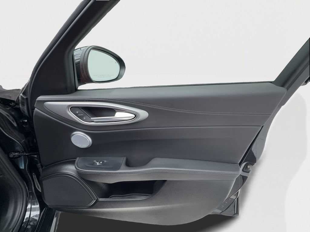 New 2026 Alfa Romeo Giulia RWD image 31