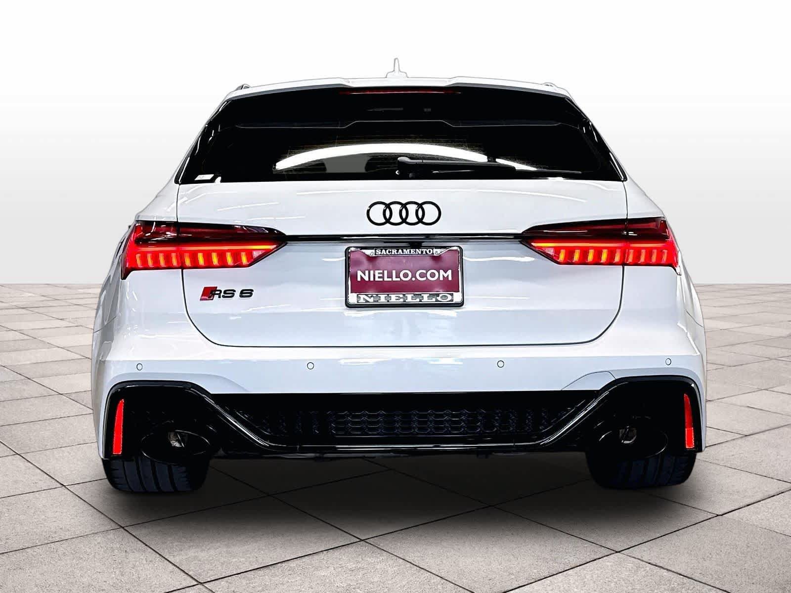 Used 2024 Audi RS 6 performance AWD/4WD image 8