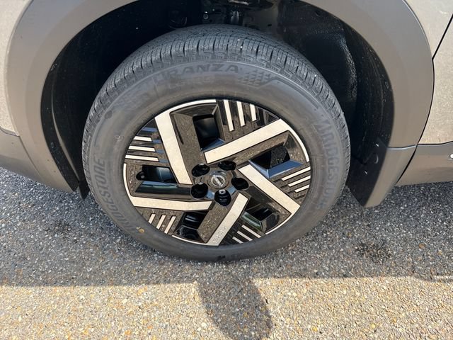 New 2026 Nissan Kicks SV w/ Cold Weather Package FWD image 22