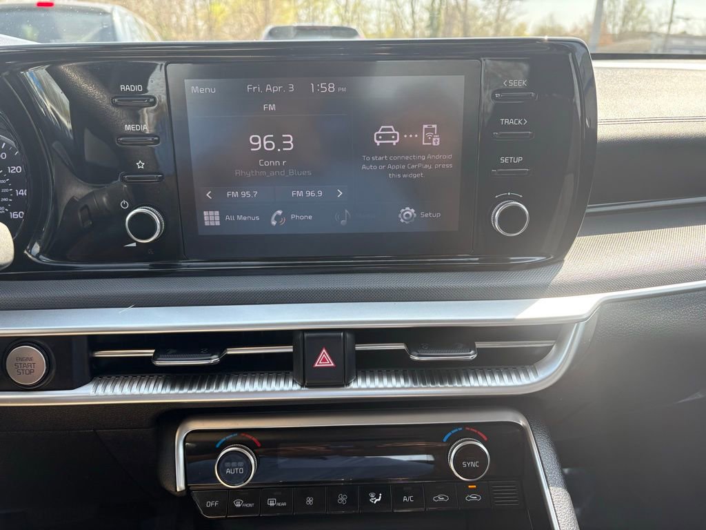 Used 2023 Kia K5 LXS image 11