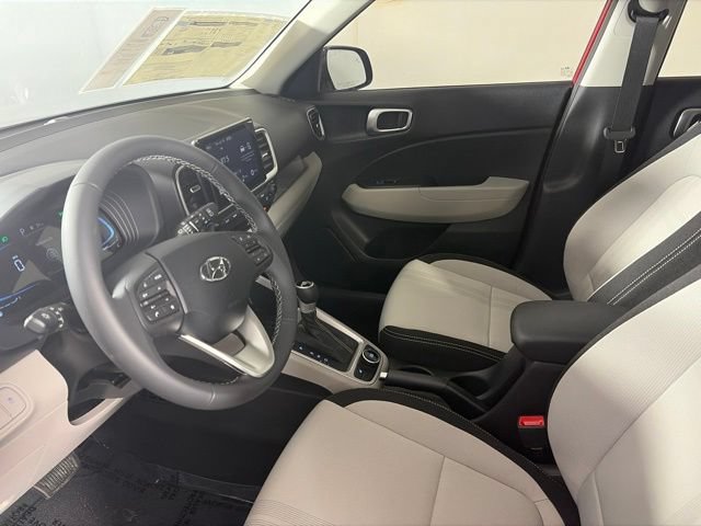 New 2026 Hyundai Venue SEL FWD image 9