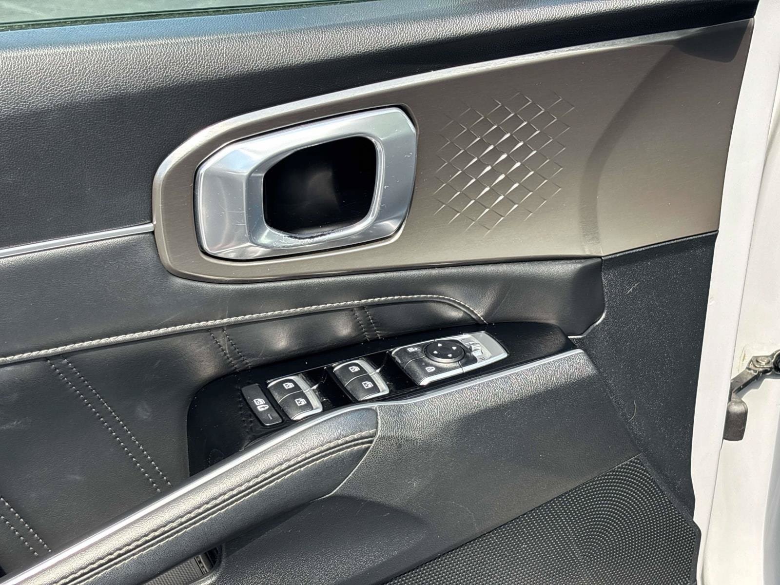 Used 2022 Kia Sorento SX AWD/4WD image 20