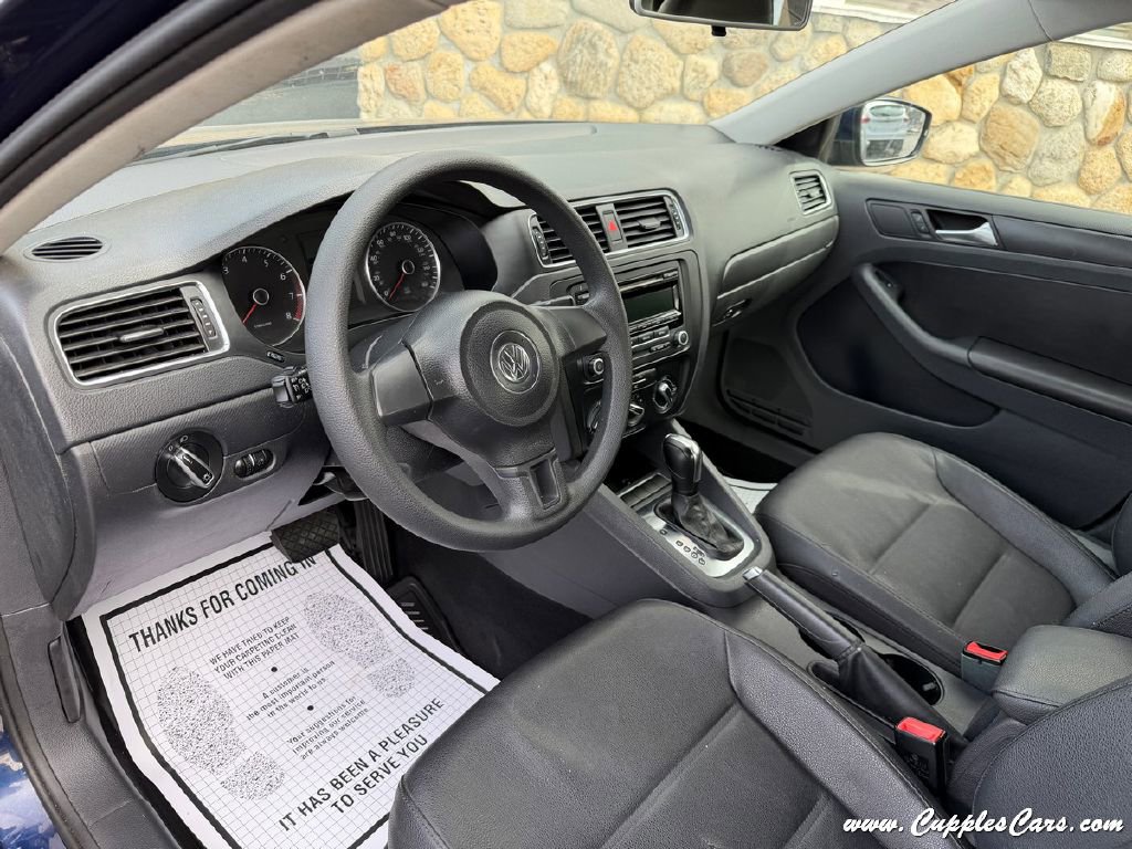 Used 2012 Volkswagen Jetta SE FWD image 5