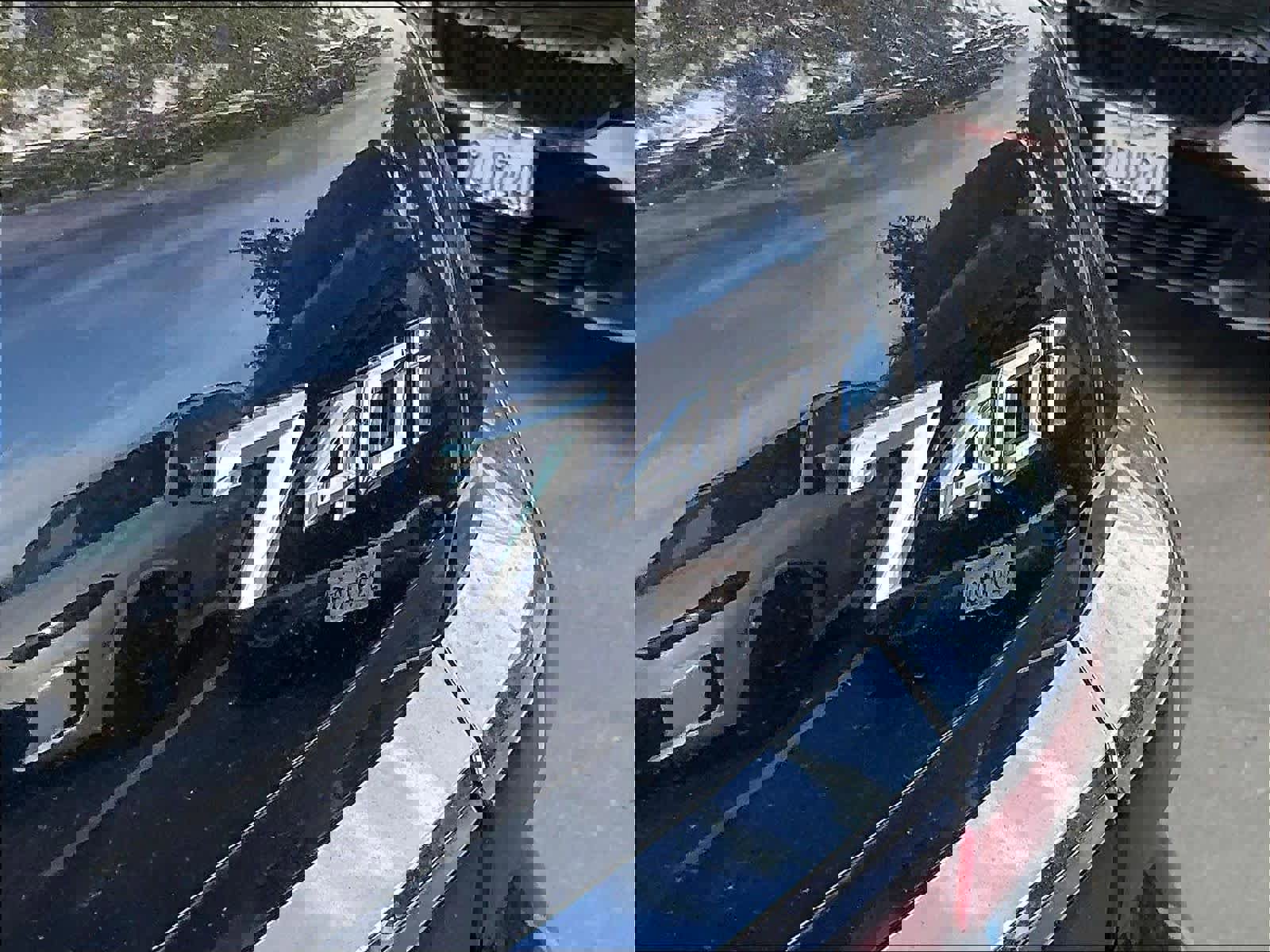 Certified 2023 BMW 740i image 10