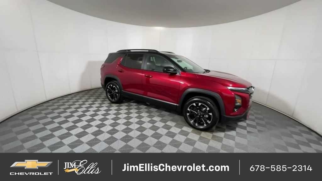 New 2025 Chevrolet Equinox RS w/ Safety and Technology Package AWD/4WD image 3