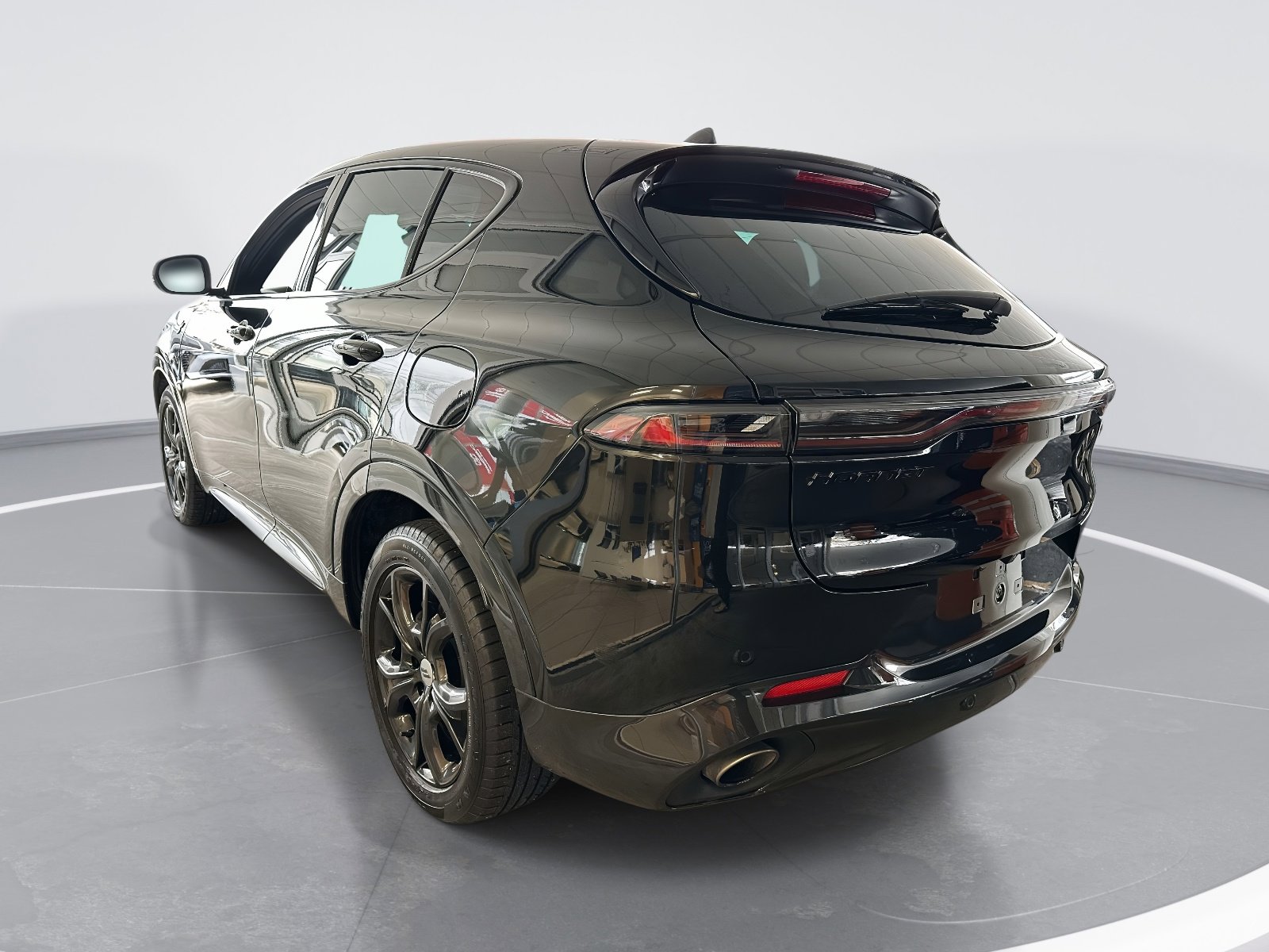 Used 2024 Dodge Hornet R/T w/ R/T Blacktop Package image 4