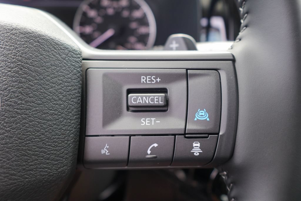 New 2026 Nissan Pathfinder SV w/ SV Premium Package FWD image 12