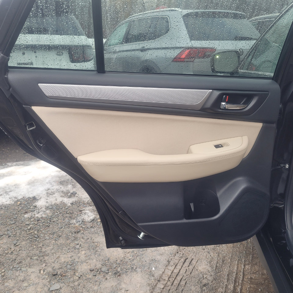 Used 2015 Subaru Outback 2.5i Premium image 33