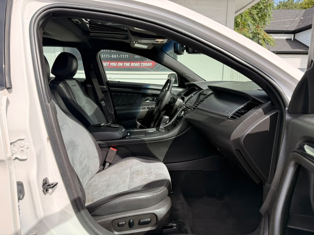 Used 2019 Ford Taurus SHO AWD/4WD image 24