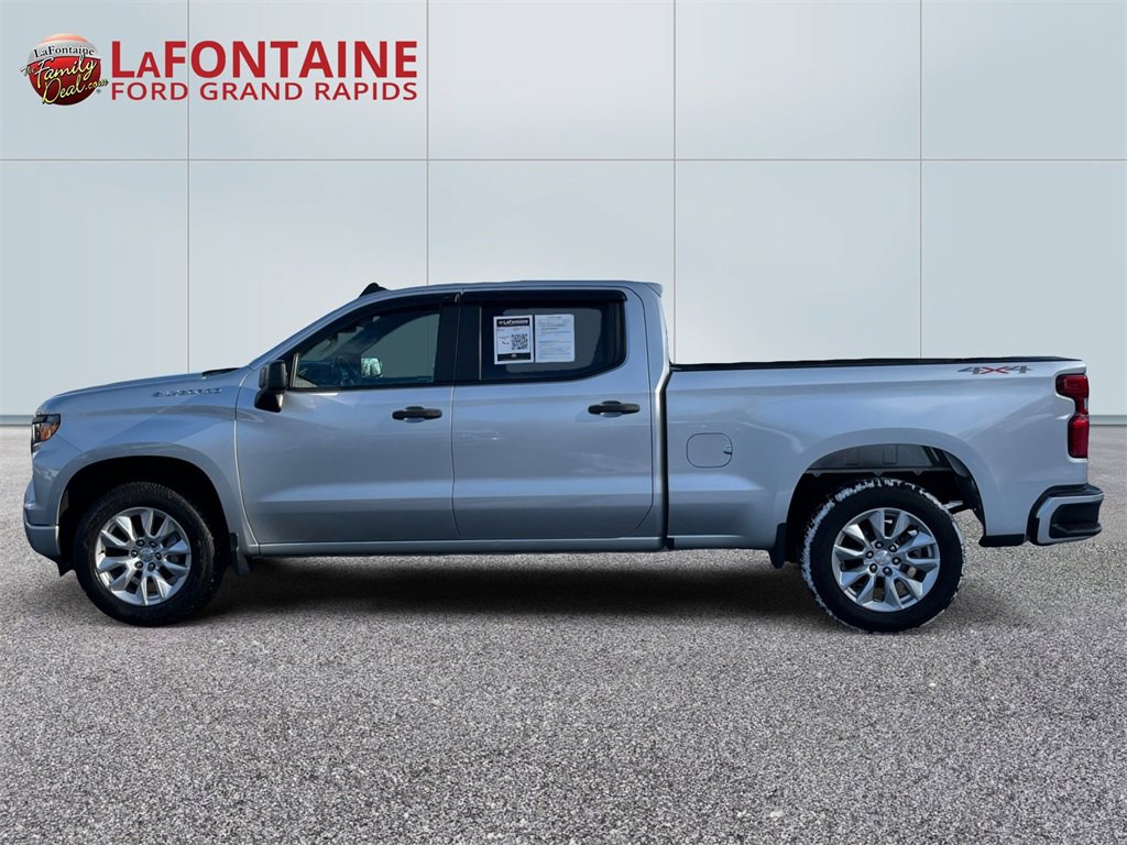 Used 2022 Chevrolet Silverado 1500 Custom image 4