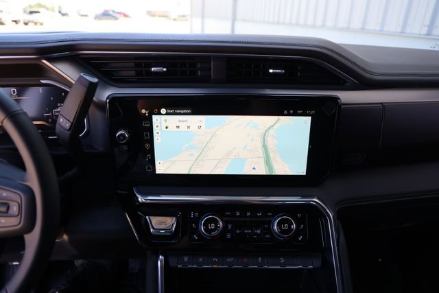 New 2026 GMC Sierra 2500 Denali w/ Max Trailering Package image 17