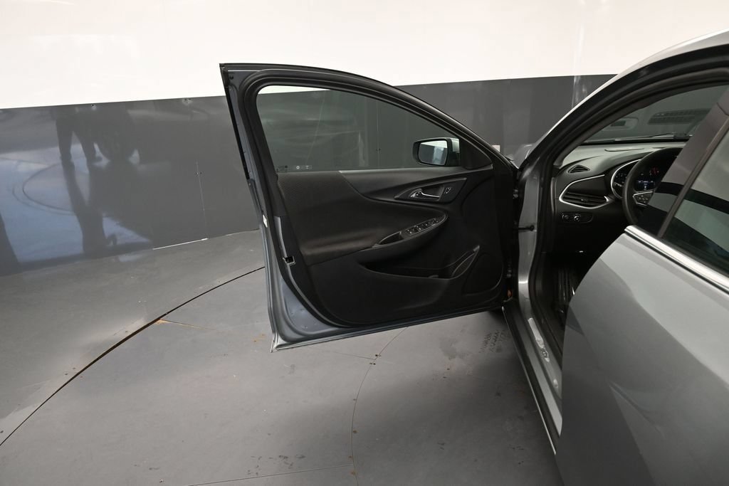 Used 2024 Chevrolet Malibu LT FWD image 23
