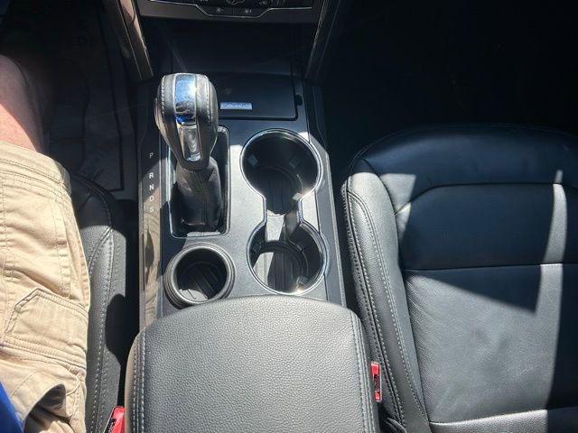 Used 2018 Ford Explorer XLT w/ Equipment Group 202A image 16