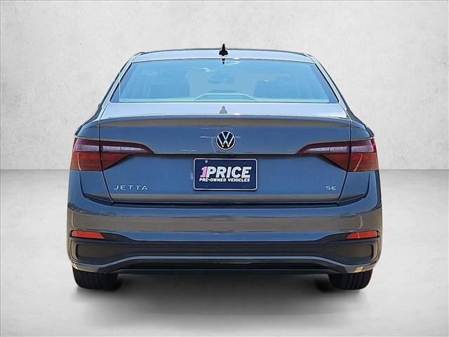 Used 2024 Volkswagen Jetta SE FWD image 7