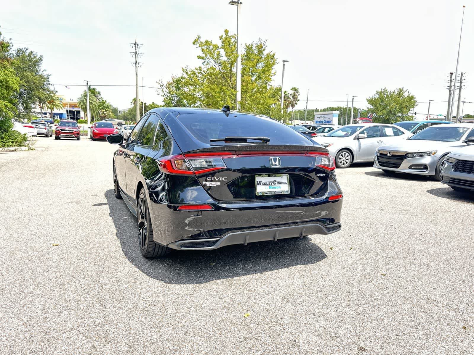 Used 2025 Honda Civic Sport image 4