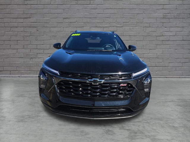 Used 2025 Chevrolet Trax RS w/ Sunroof Package FWD image 9