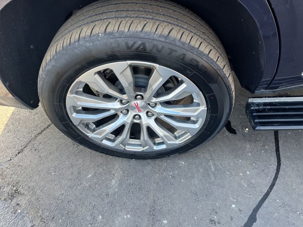 Used 2023 GMC Yukon Denali image 33