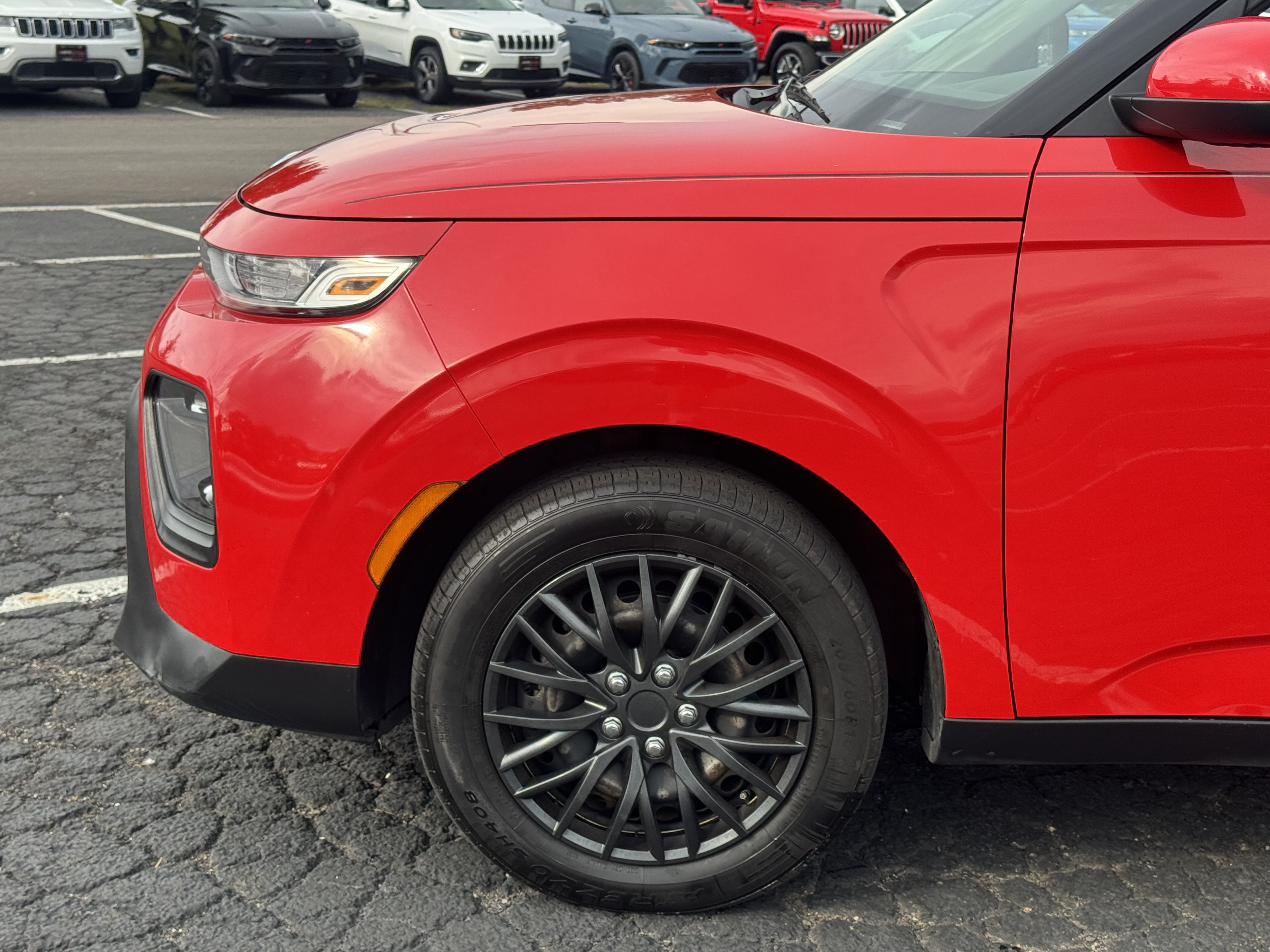 Used 2020 Kia Soul LX FWD image 31