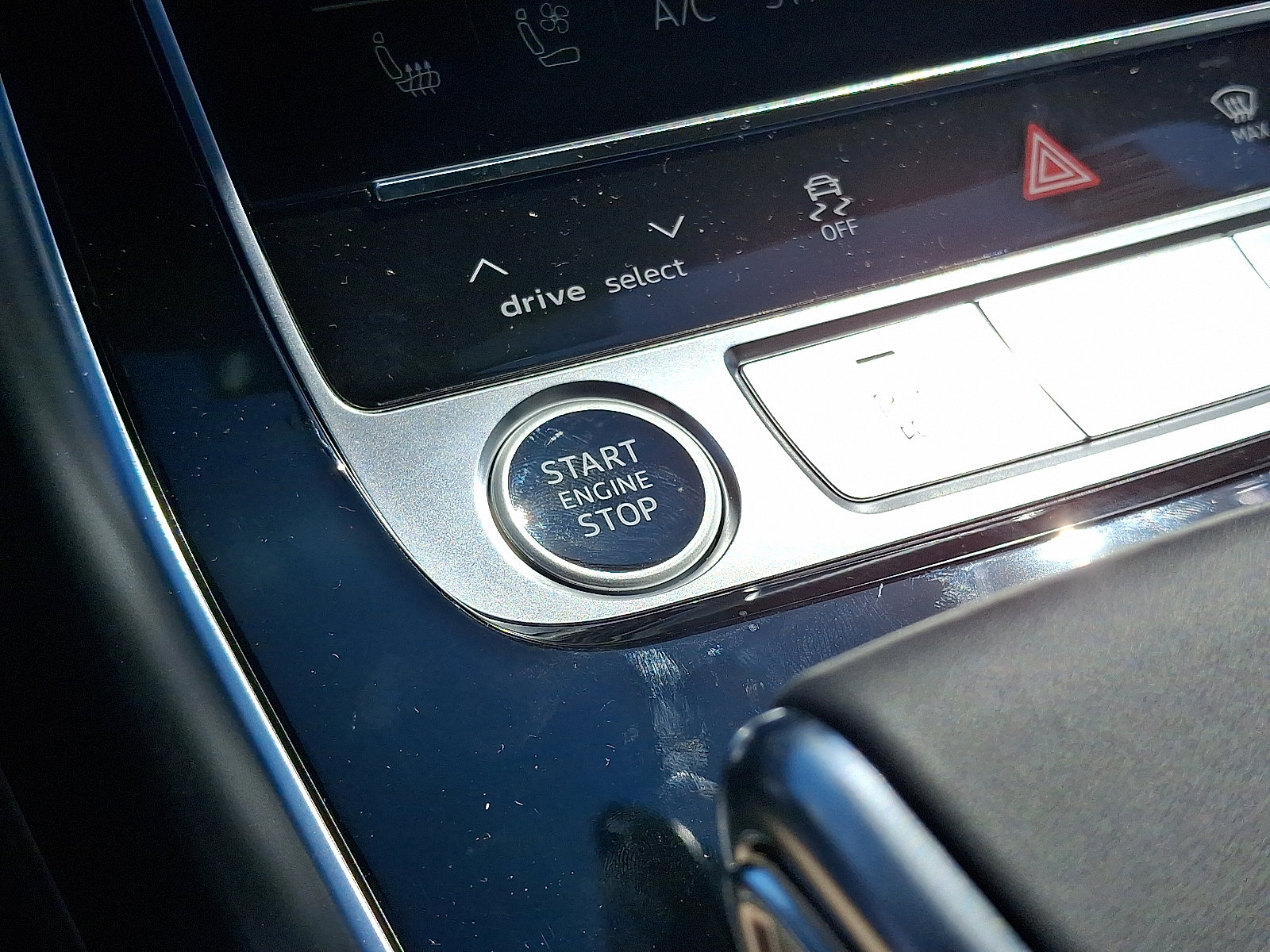 New 2025 Audi Q7 3.0T Premium Plus image 16