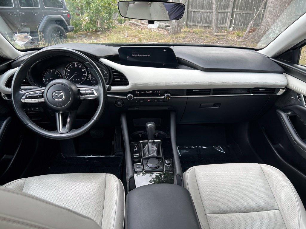 Used 2020 MAZDA MAZDA3 Sedan w/ Premium Package FWD image 31