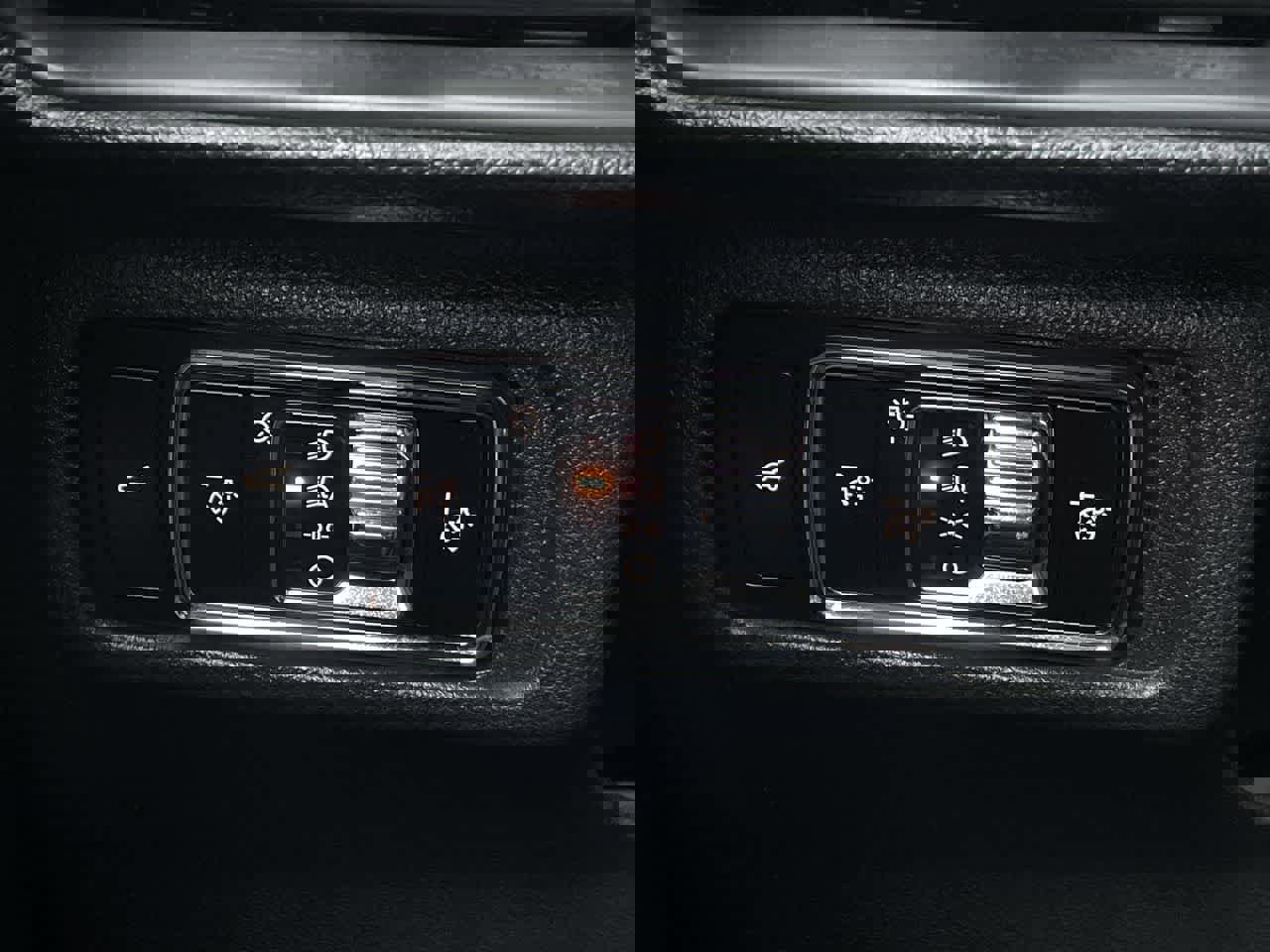 Used 2023 Lincoln Corsair Reserve w/ Equipment Group 201A image 29