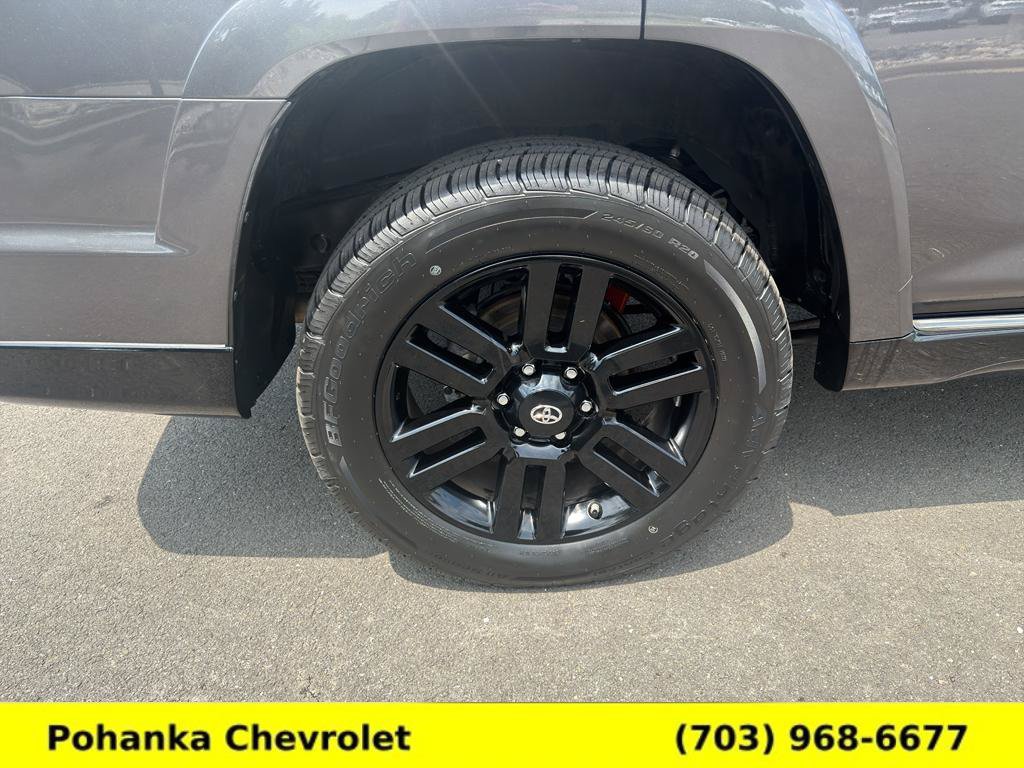 Used 2021 Toyota 4Runner Nightshade AWD/4WD image 29