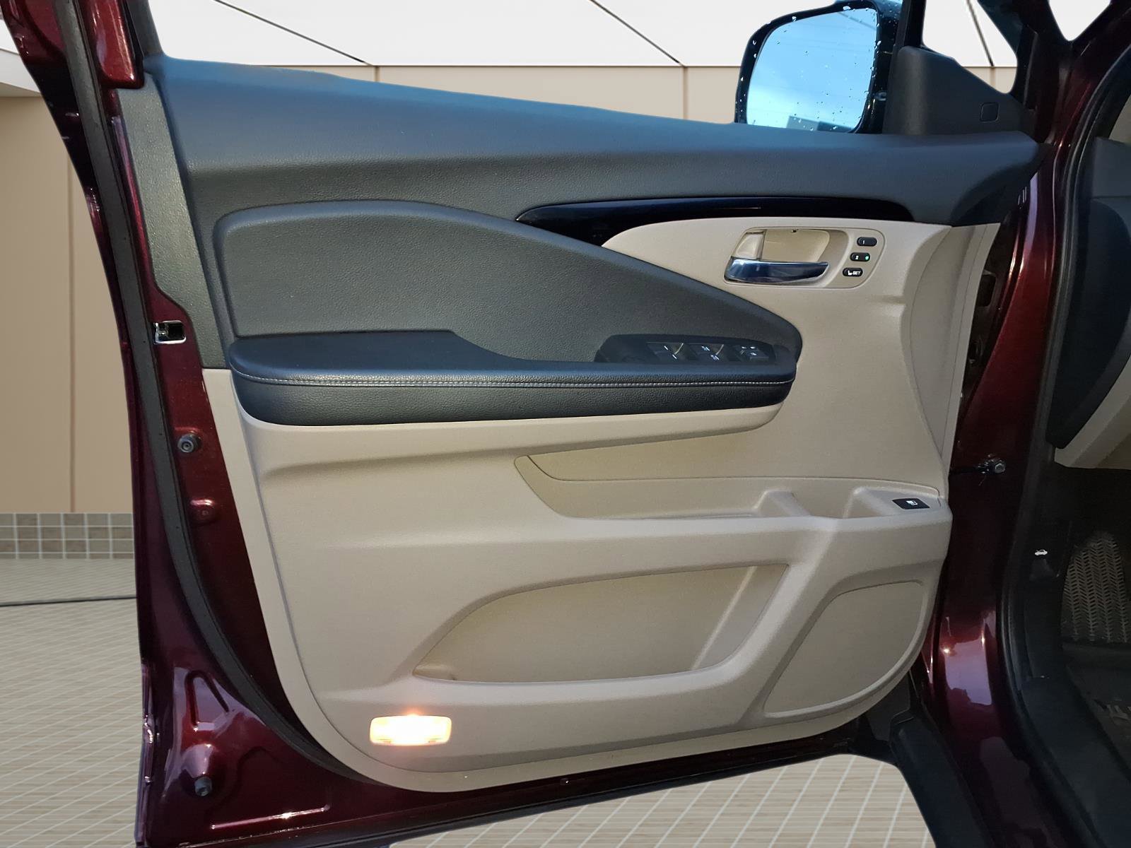 Used 2020 Honda Ridgeline RTL-E image 19