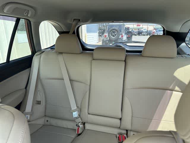 Used 2015 Subaru Outback 2.5i Limited AWD/4WD image 6