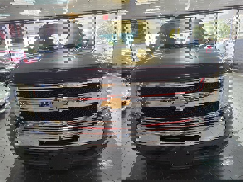 Used 2010 Chevrolet Silverado 1500 LT w/ Power Pack Plus image 2