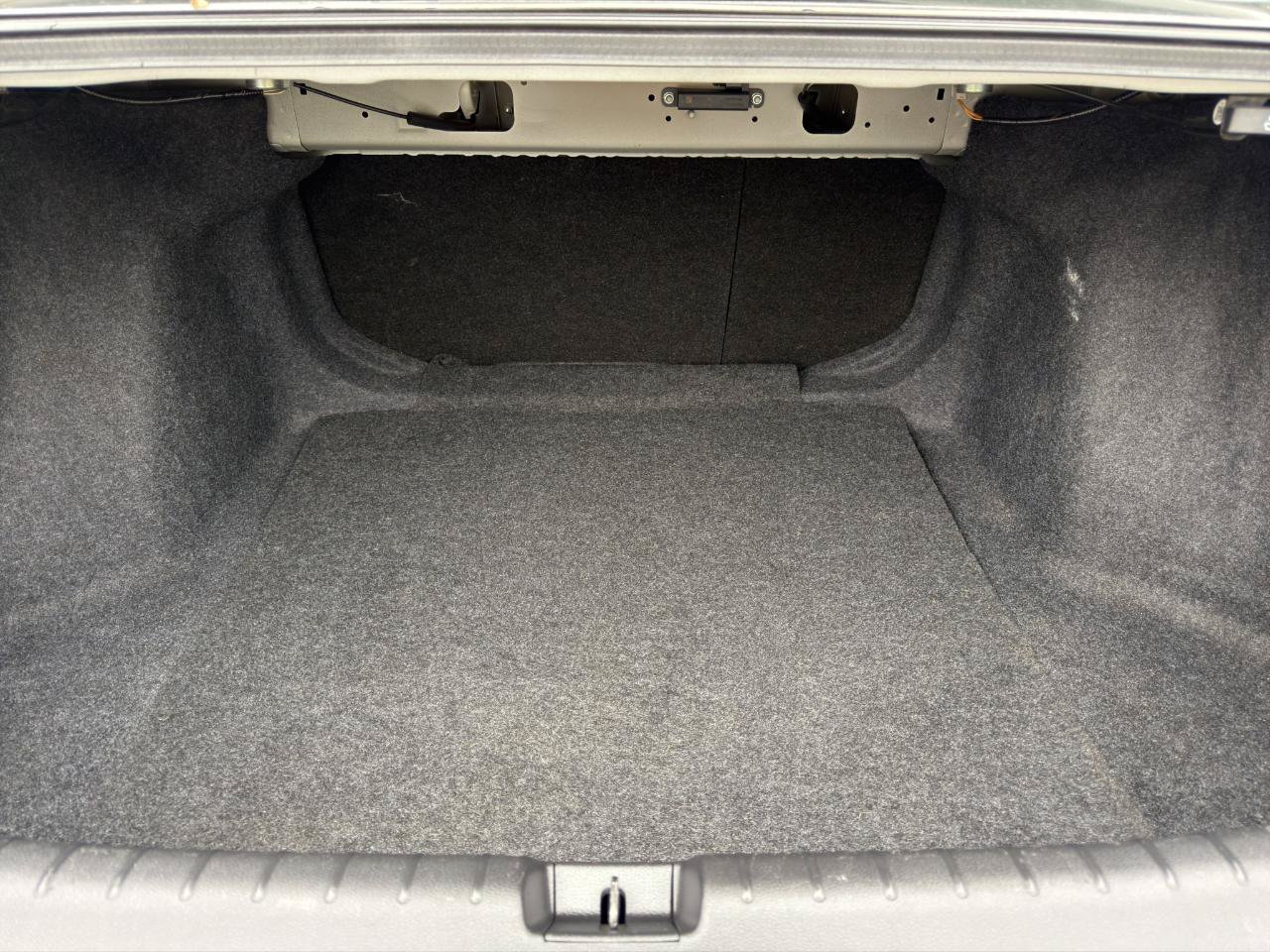 Used 2020 Honda Civic EX image 25