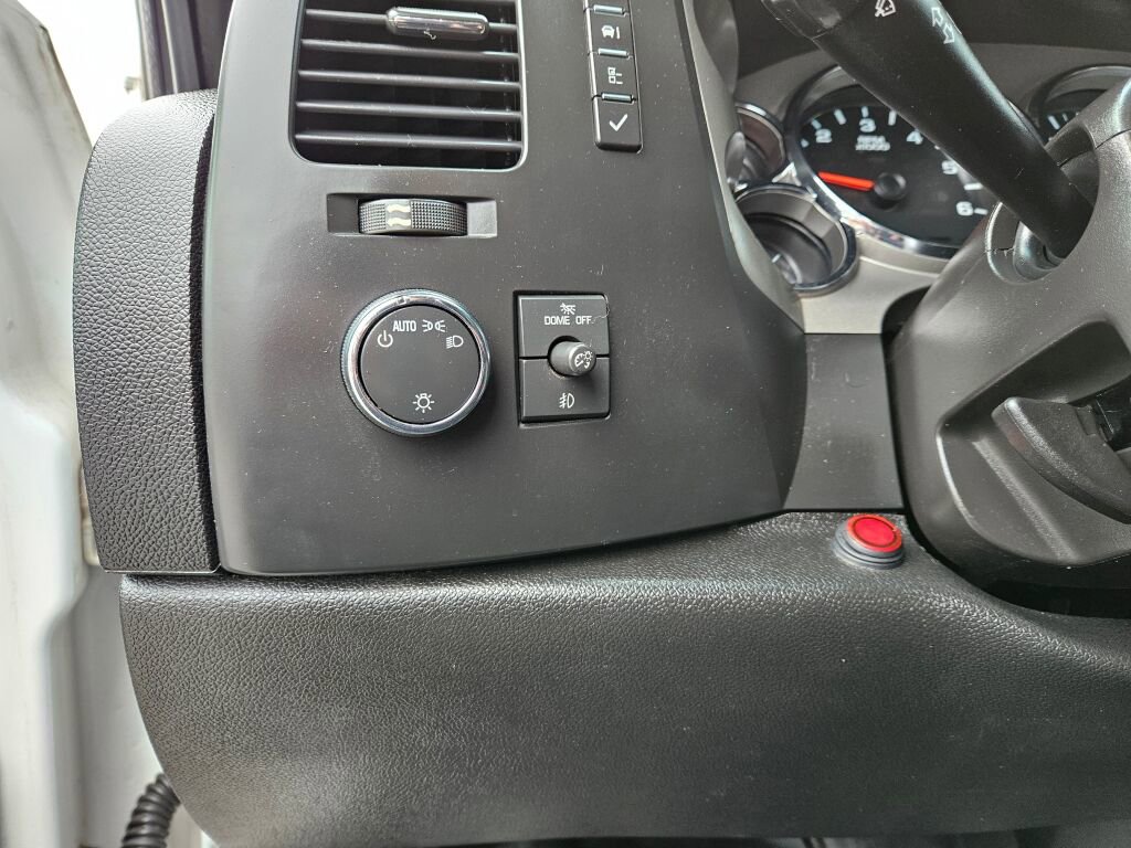 Used 2013 Chevrolet Silverado 1500 LT w/ All-Star Edition image 3