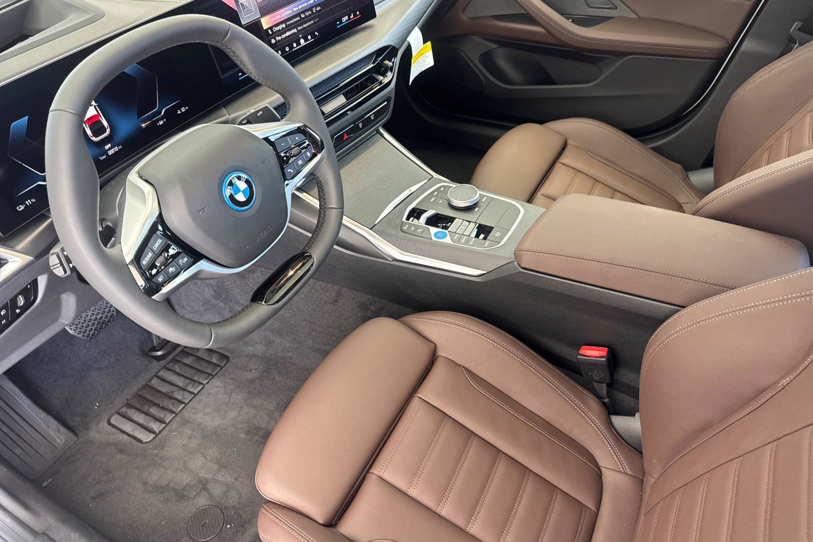 New 2026 BMW i4 eDrive40 w/ Premium Package RWD image 4
