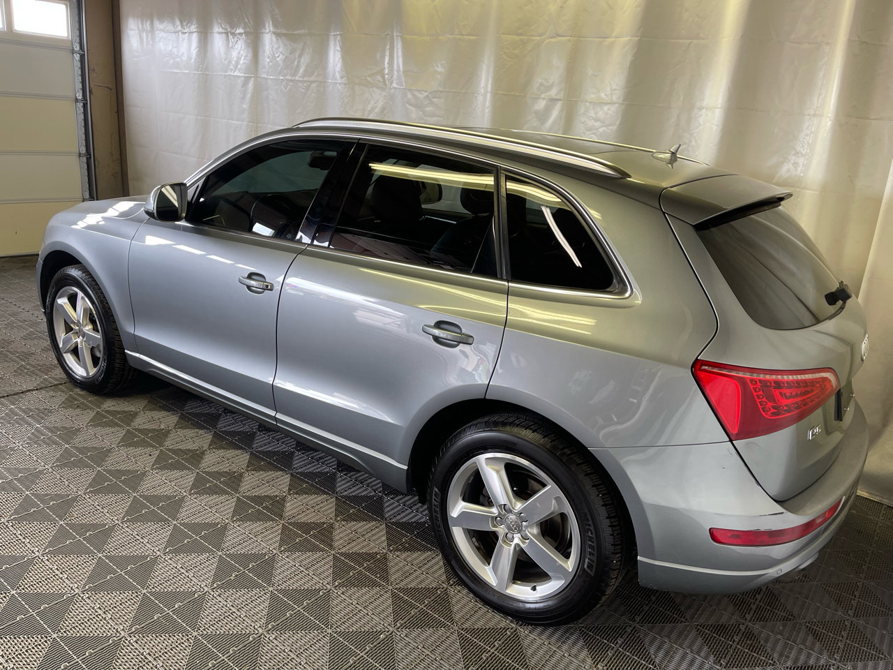 Used 2011 Audi Q5 2.0T Premium Plus image 4