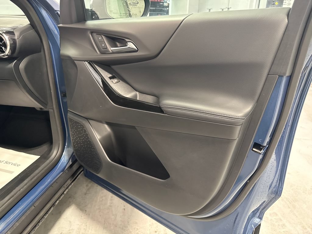 New 2026 Chevrolet Equinox LT w/ Safety and Technology Package FWD image 37