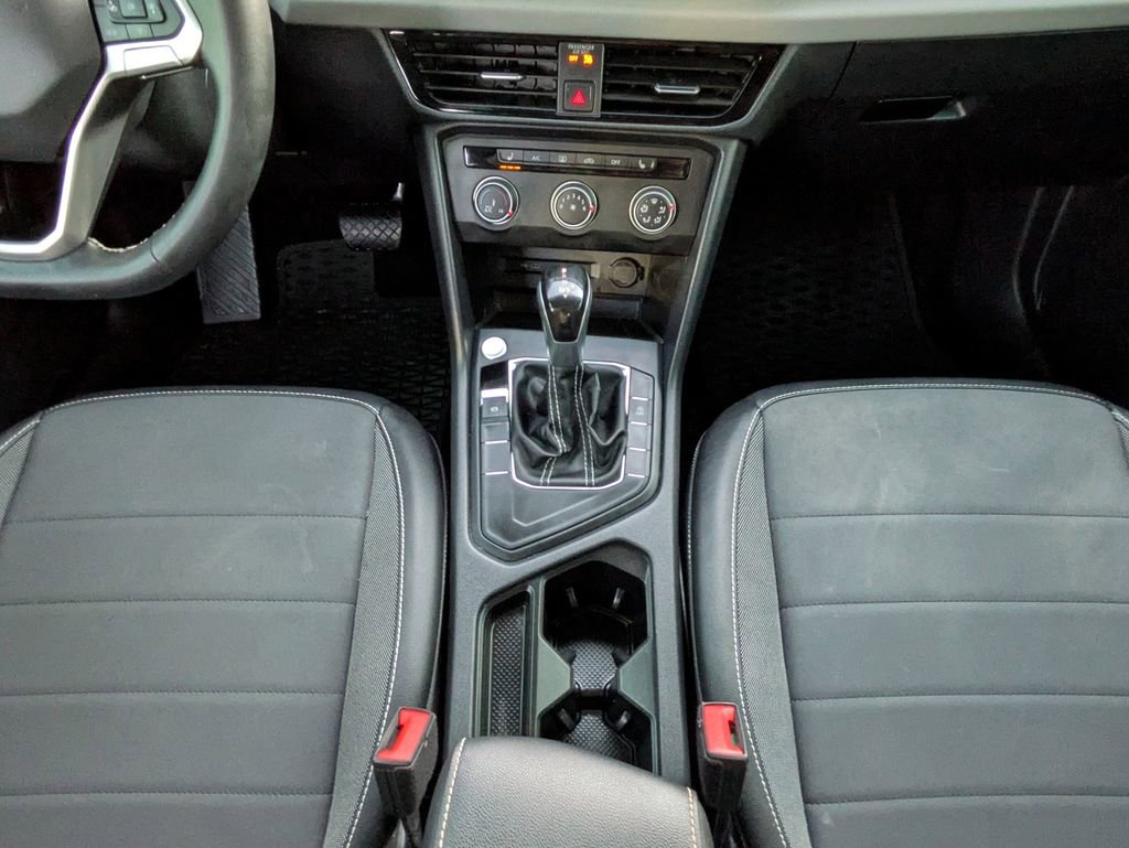 Used 2022 Volkswagen Taos SE image 19