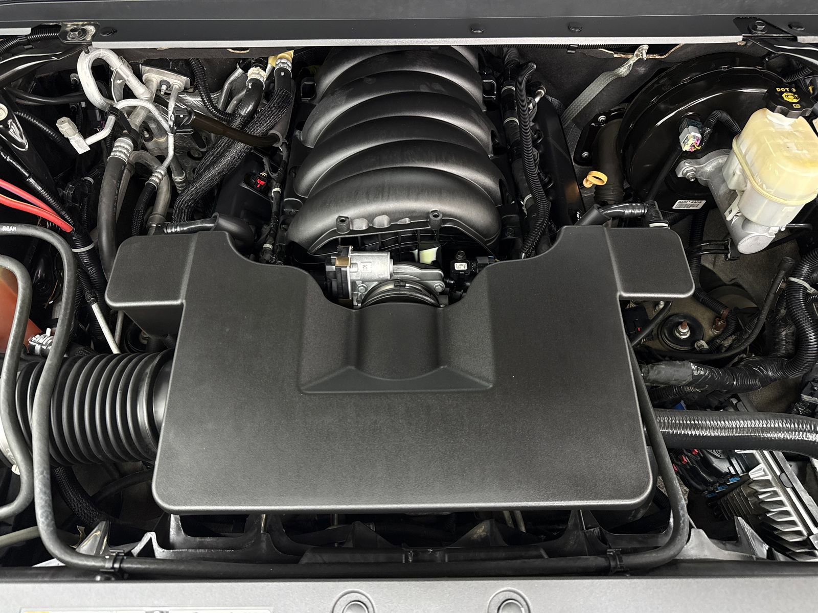 Used 2020 Chevrolet Tahoe LS w/ Enhanced Driver Alert Package AWD/4WD image 55