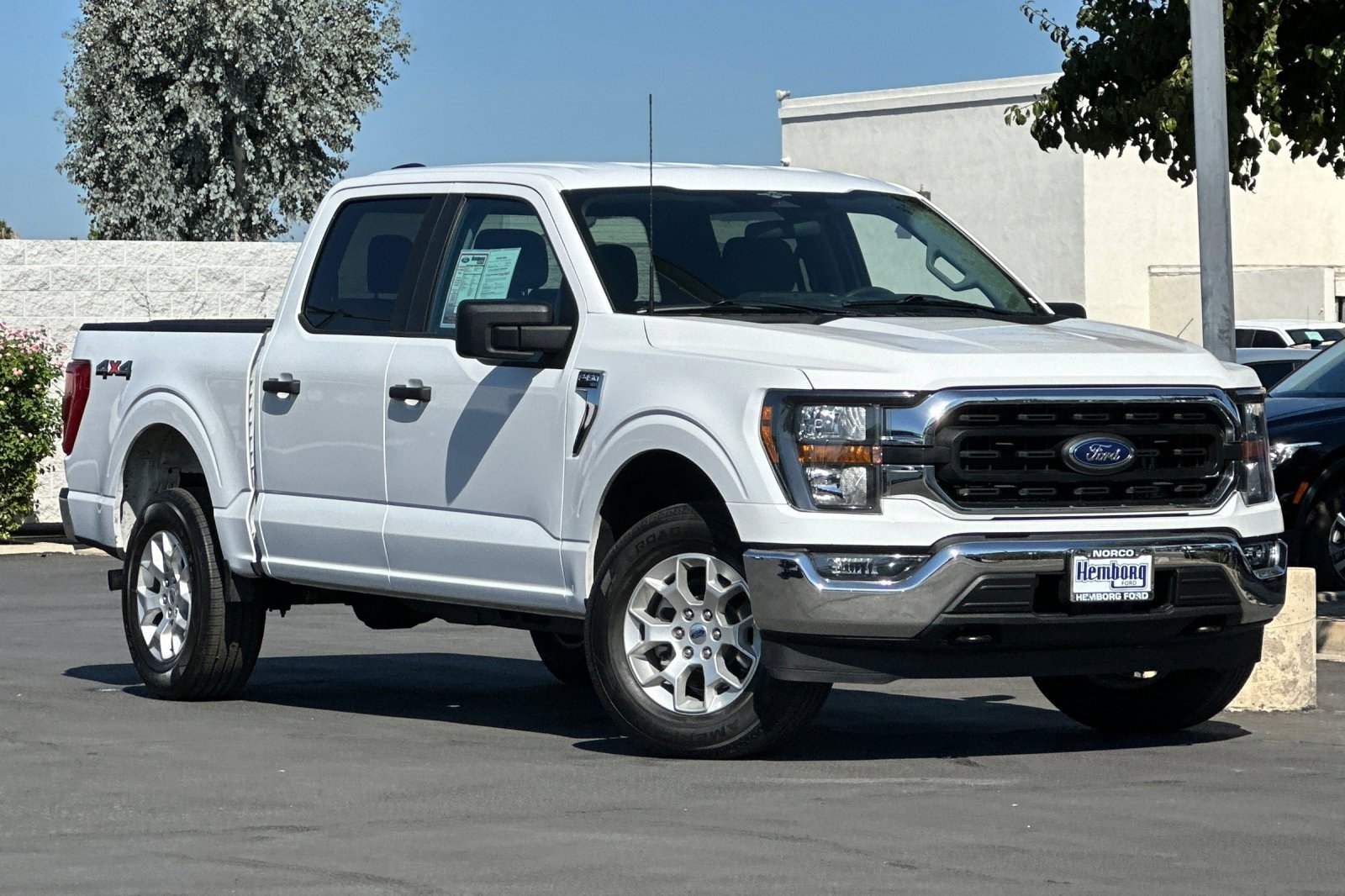 Used 2023 Ford F150 XLT image 2