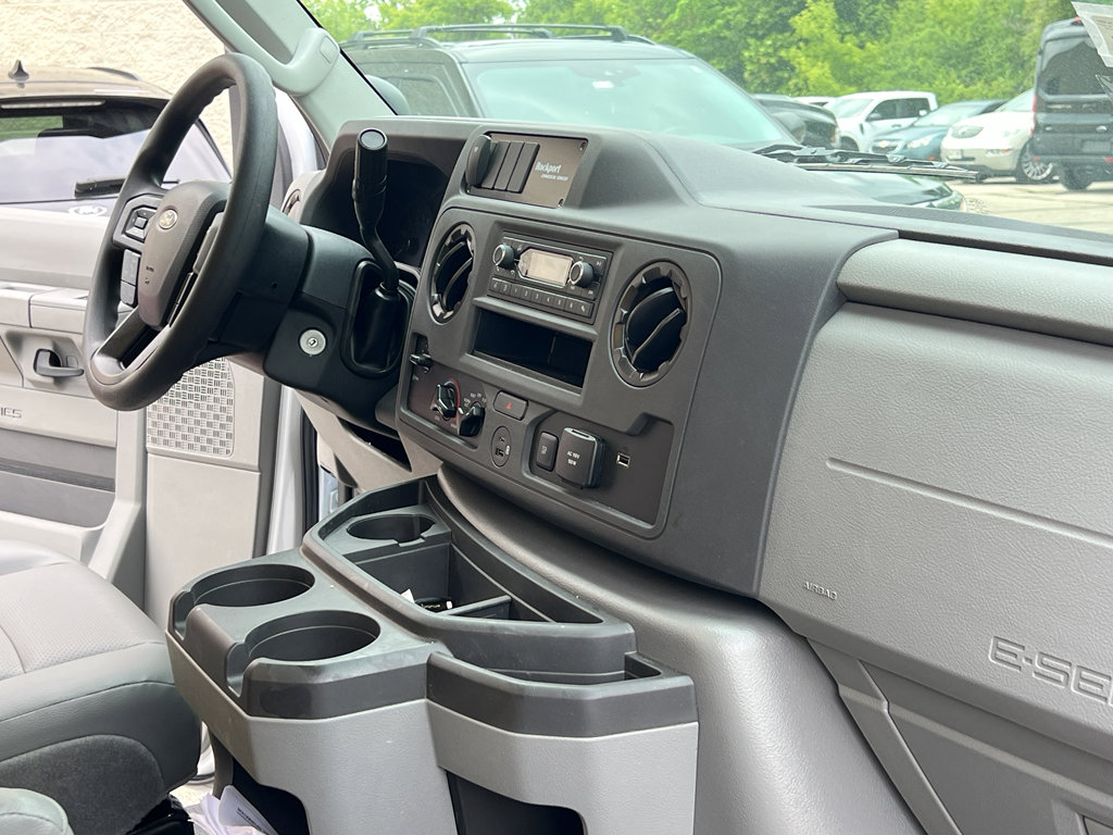 New 2026 Ford E-450 and Econoline 450 Super Duty w/ Power Equipment Group image 22