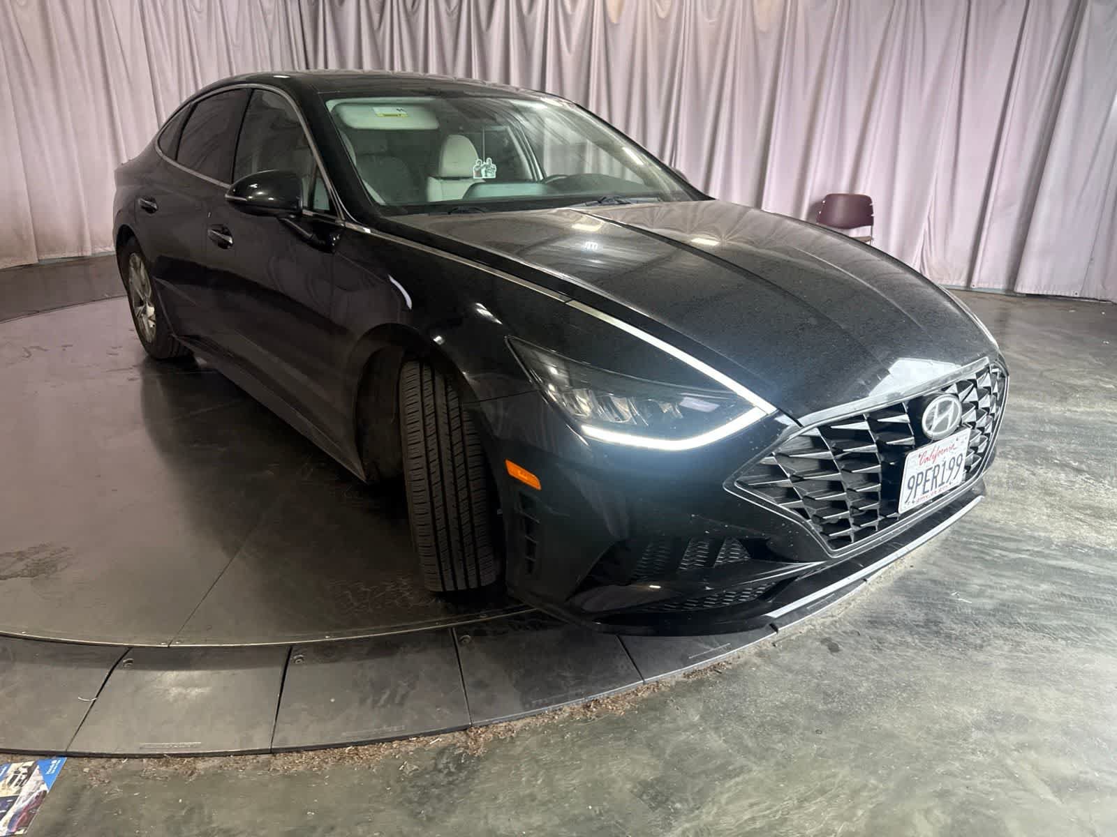 Used 2022 Hyundai Sonata SEL w/ Convenience Package FWD image 3